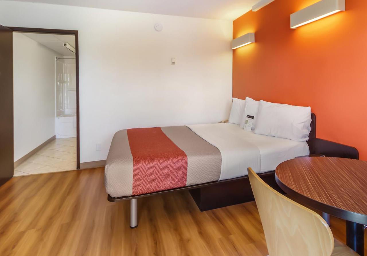 Motel 6-Lethbridge, Ab מראה חיצוני תמונה