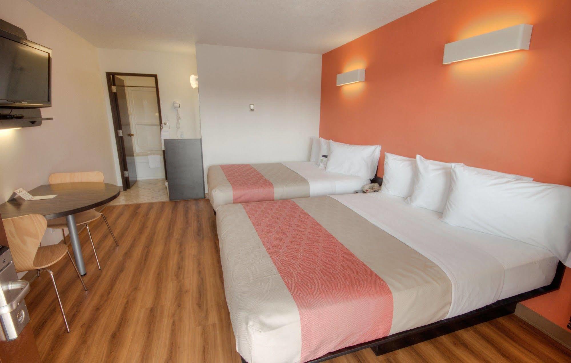 Motel 6-Lethbridge, Ab מראה חיצוני תמונה